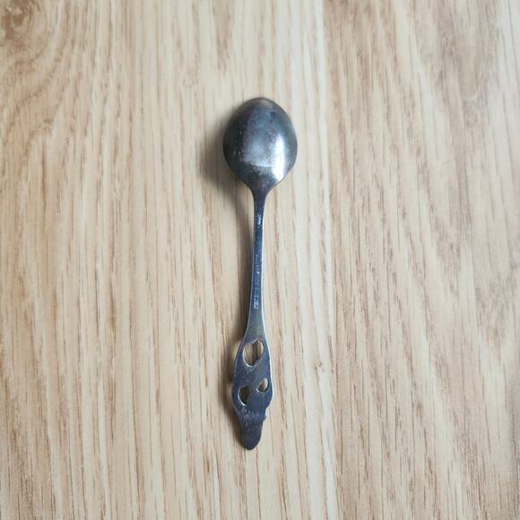 Vintage Sweden Silverplate Souvenir Spoon Openwork Floral Handle Demitasse - Picture 6 of 8
